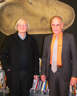 Francisco Brugnoli, director del Museo de Arte Contemporáneo (MAC), junto a Sebastiá Sallent, director de i2CAT.